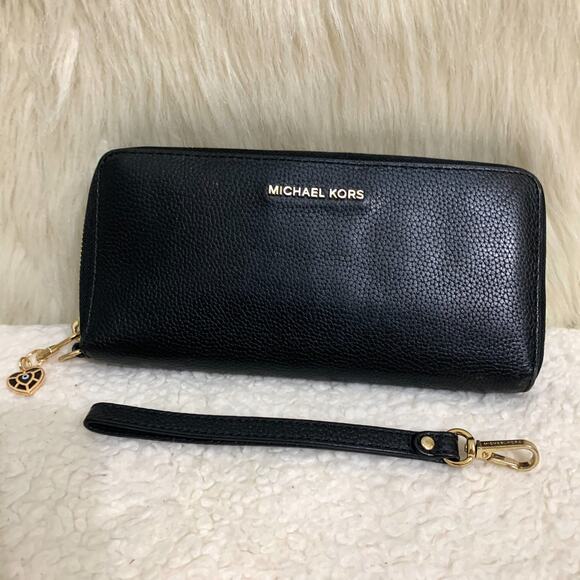 MICHAEL KORS Large Black Leather JET SET TRAVEL Continental Wristlet Wallet - Picture 14 of 14